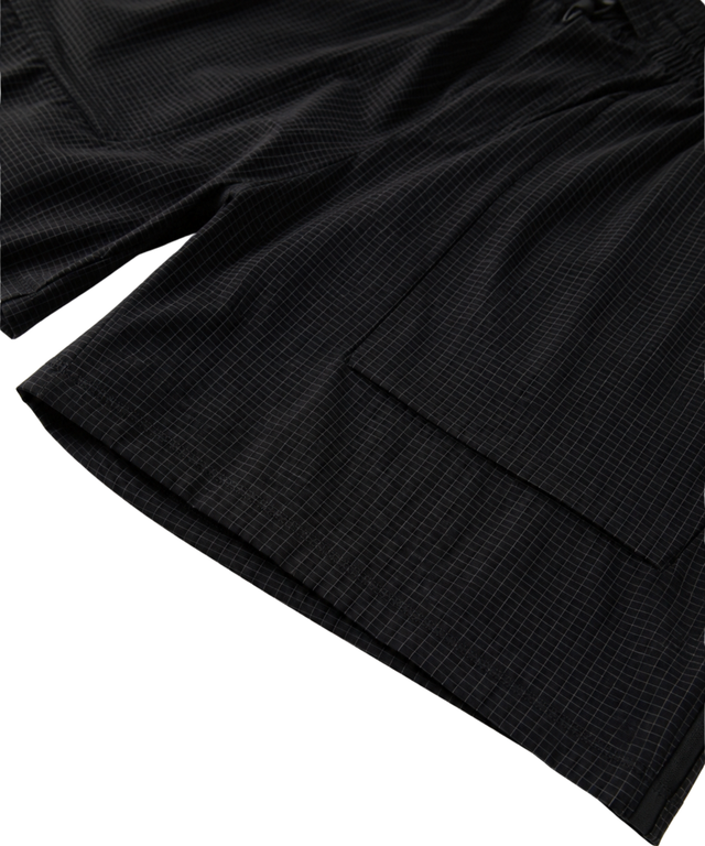 AeroEase Grid Performance Shorts (7” Inseam)