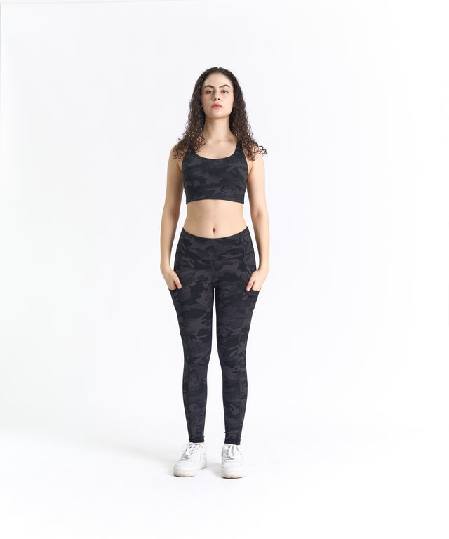 SwiftForm Reflective Multi-Pocket Circuit 26” Leggings