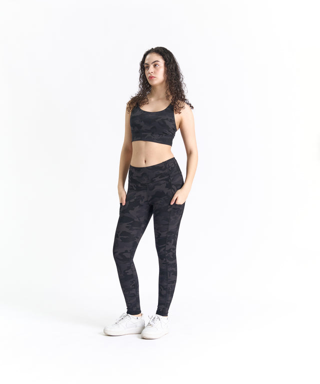 SwiftForm Reflective Multi-Pocket Circuit 26” Leggings