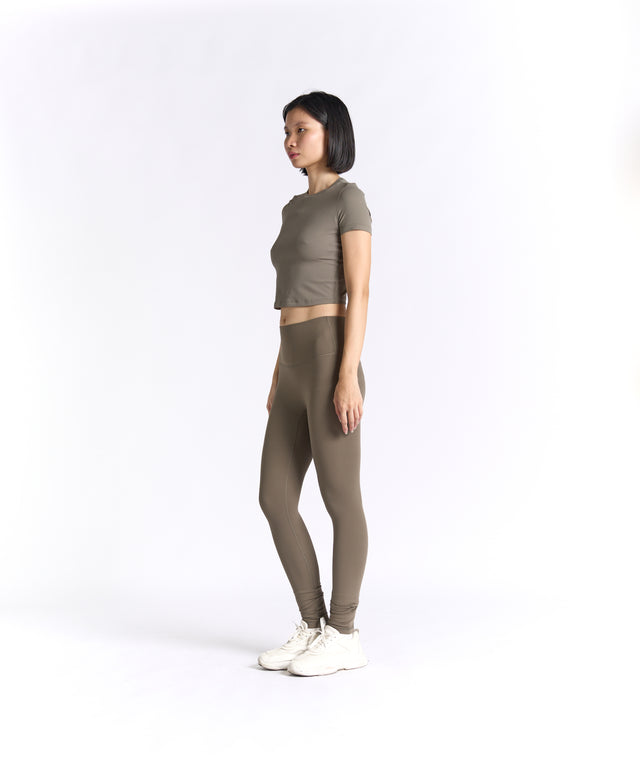 FlexEase Cropped Tee