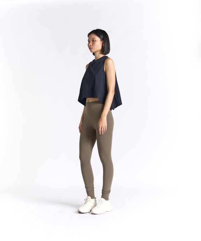 CloudEase Cropped Flow Tank