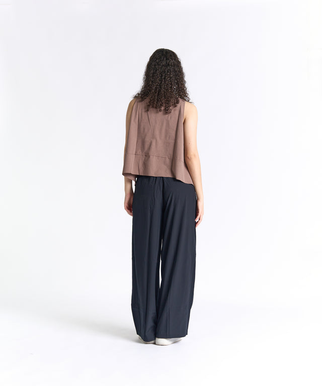 CloudEase Cropped Flow Tank