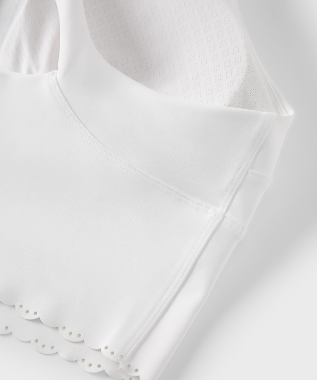 FlowForm Scalloped Tank