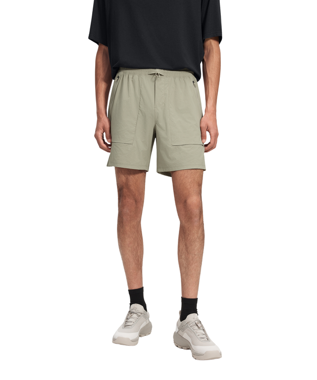AeroEase Grid Performance Shorts (7” Inseam)