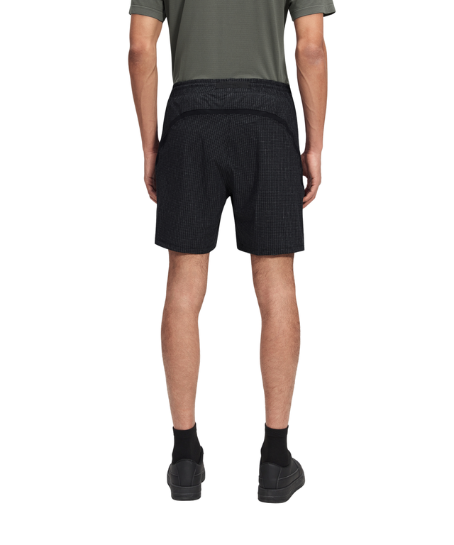 AeroEase Grid Performance Shorts (7” Inseam)
